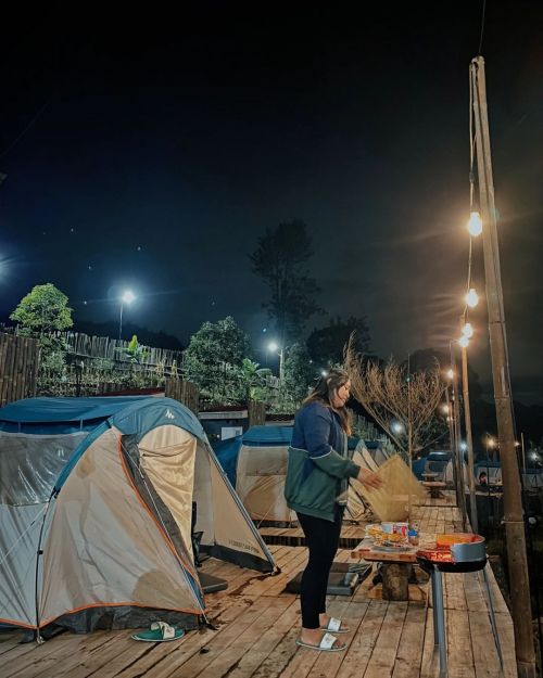 gede riverside camp gunung mas